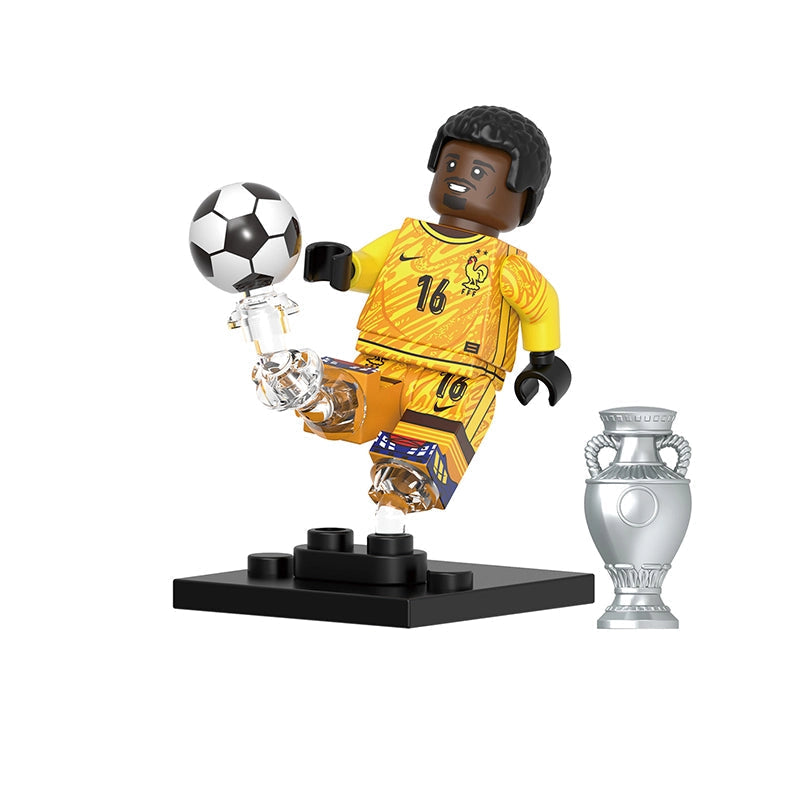 BF0644 – #16 Maignan | Custom Brick Figure